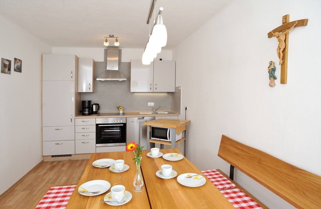 Cozy vacation apartment (102 sqm) with two bedrooms and bathroom