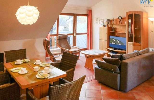 Comfortable maisonette with sunny south-facing balcony!