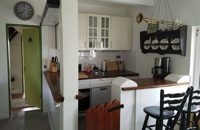 Cozy vacation cottage, directly on the North Baltic Sea Canal