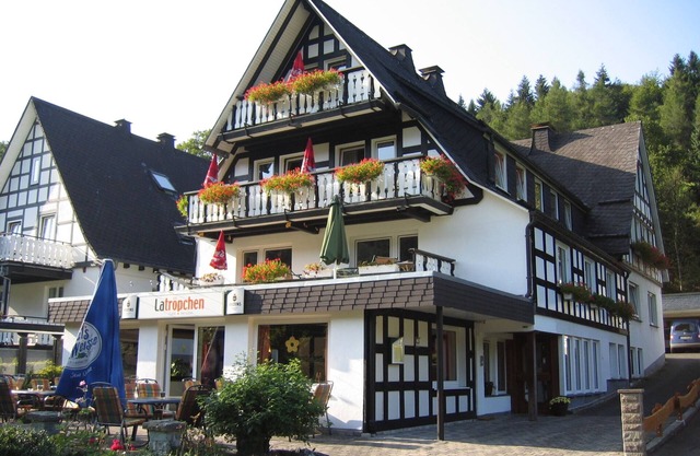 Cozy vacation home for 12 people (4 bedrooms) in the middle of the hiking area