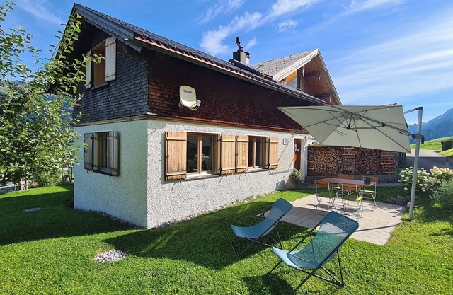 Cozy vacation home in a quiet location, great hiking trails right on the doorstep