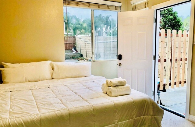 Cozy Workstay ✿ Steps away from park