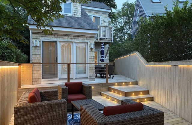 #CozyBluffs #OakBluffs #EastChop 1 BD, 1.5 bath home-Walk to Town-Ferries-Beach!