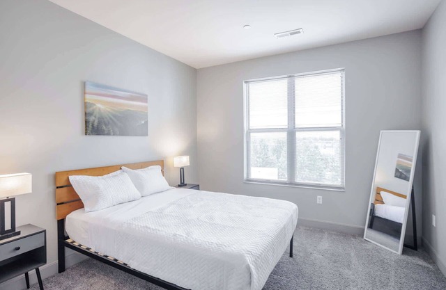 CozySuites at the Banks gym, pool 02