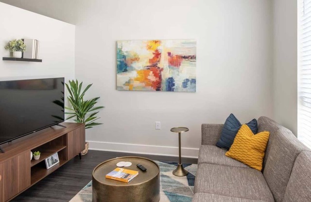Cozysuites l Prime 1BR in Downtown Cincinnati