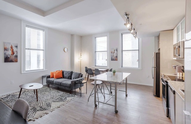 CozySuites Sky Central #2