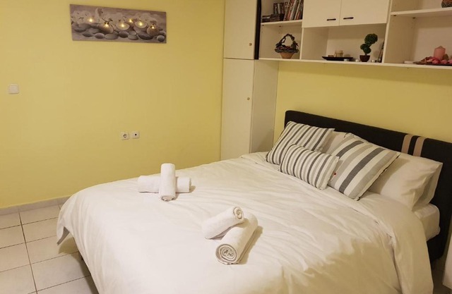 COZZY STUDIO IN NEA MAKRI