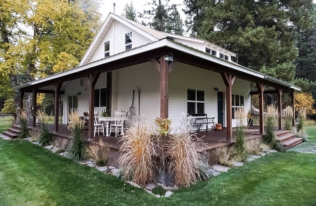 Crane Mountain Cottage: luxe confortable à Bigfork