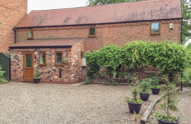 CREAM DOOR COTTAGE, familial et convivial à Kidderminster, Ref 997700