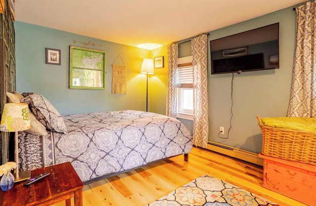 Creative Studio Suite on Main Street