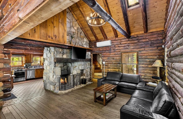 Cabane en rondins rustique Riverfront