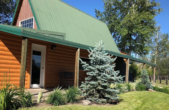 Chalet Creekside près de Salmon
