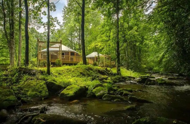 Creekside Cove Yurt - Creekside Glamping w/ Private Hot Tub