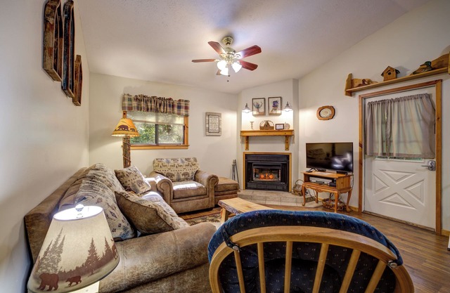 Creekside Haven: 3 BR, 2 BA Cottage à Sautee Nacoochee, pour 6 personnes