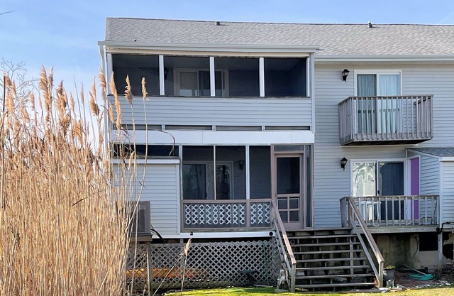 Creekside Paradise - Water front &Access -Pet Friendly -Shared Dock NO LINENS