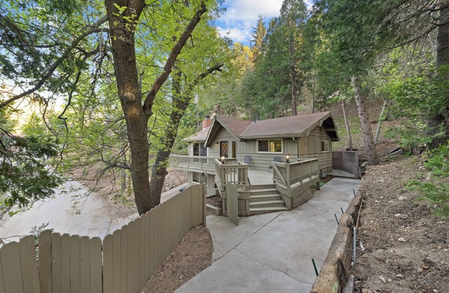Crestline Lake Gregory Cabin