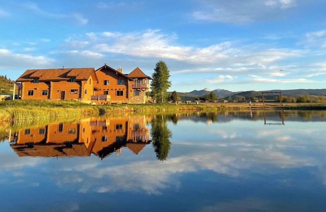 Crestview Lodge at Rocky Mountain Ranch – A Perfect Retreat!