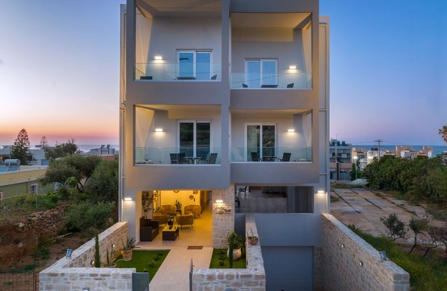 Creta Sun, Mezzanine 202 City view