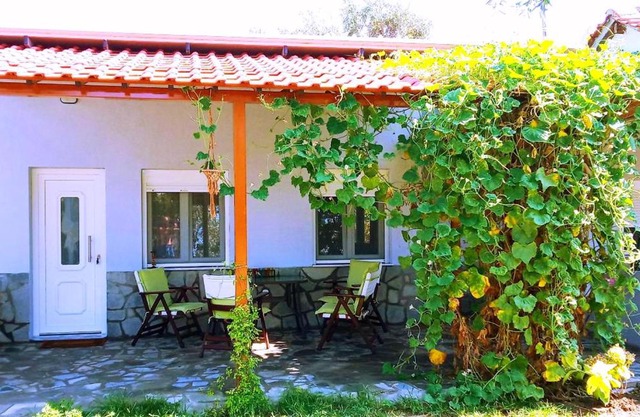 Cristi Apartments