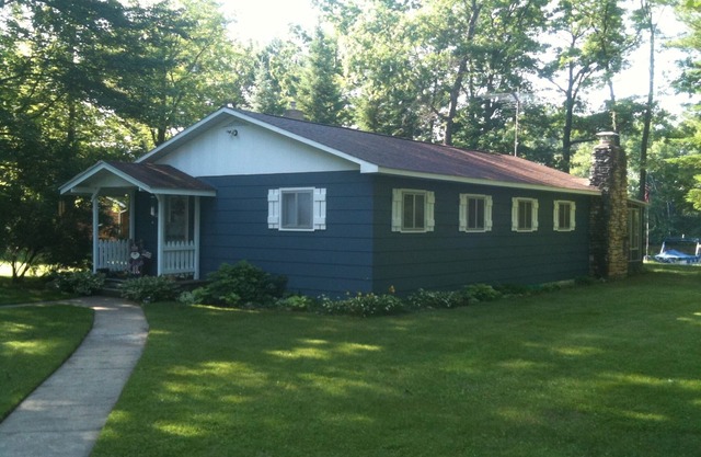 Crivitz région Cottage sur Pristine Grès Flowage de la rivière Peshtigo