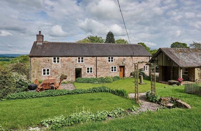 Croft Meadows Farm - 5 chambre, chien chalet sympathique dans le Staffordshire rural