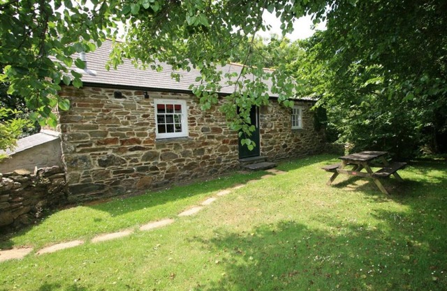 Croft Prince Barn, St Agnes in peaceful countryside