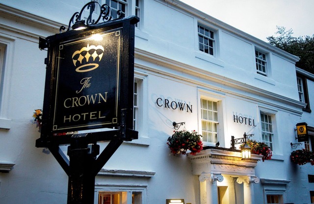 Crown Hotel