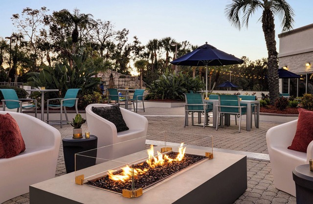 Crowne Plaza Orlando - Lake Buena Vista by IHG