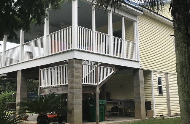 Crusin the Coast! Waterfront Home - Poisson, bateau, barbecue, asseyez-vous, détendez-vous et profitez-en!