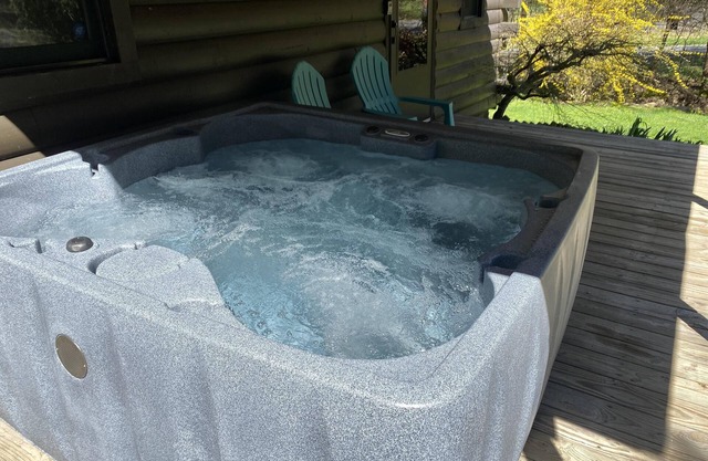 Cruso Creek(Villa 2) - Creek, Hot Tub, Fireplace, Near Asheville, View, WiFi