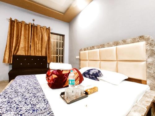 CRYSTAL HOMESTAY & PG - Secure, Budget and Comfortable Stay