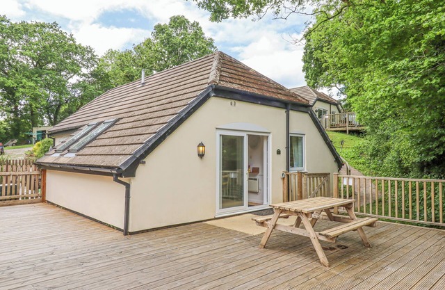 CRYSTALS, pet friendly, with pool in Hatherleigh