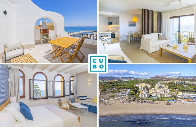 Cubo's Atico Cabopino Port & Parking / proche de la plage / wifi gratuit / piscine communautaire