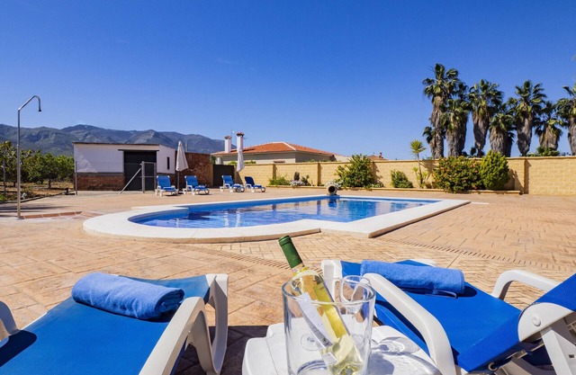 Cubo's Finca La Viña Angulo / Piscine privée / wifi / climatisation / parking / jardin privé