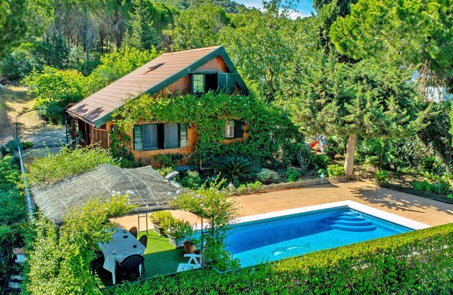 Cubo's Finca La Biznaga / piscine privée / maison en bois