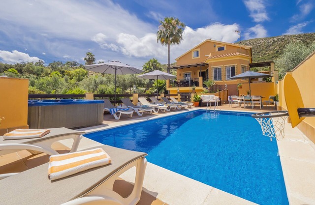 Cubo's La Casa Grande / Jacuzzi / piscine / climatisation / jardin