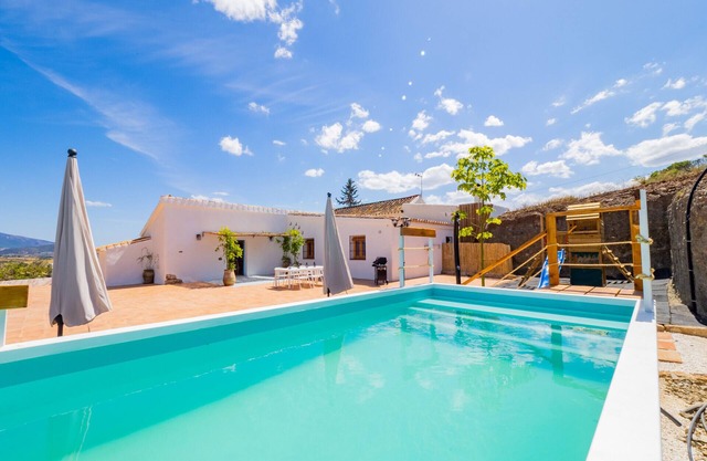 Cubo's View Mountain El Ventorrillo House / aire de jeux / climatisation / piscine privée