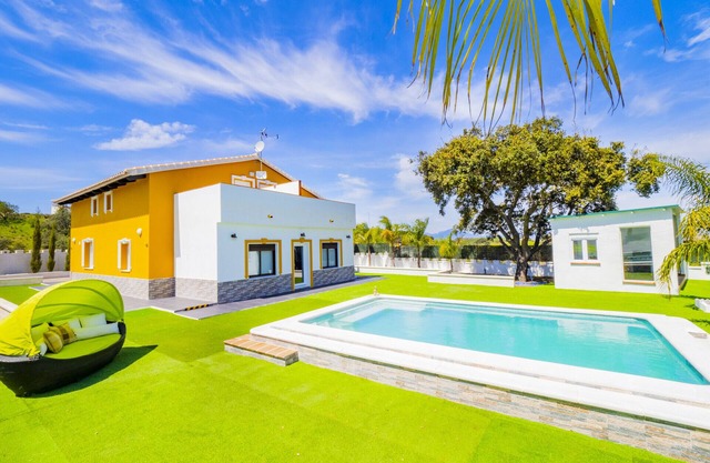 Cubo's Villa El Encinar / vues / piscine privée / wifi / chargeur de voiture électrique
