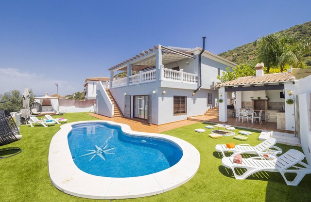 Cubo's Villa Gabriela / Wifi gratuit / Piscine privée / jacuzzi