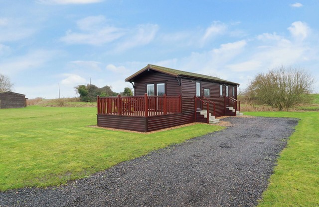 CUCKOO, pet friendly, with a garden in Ramsey, Huntingdon