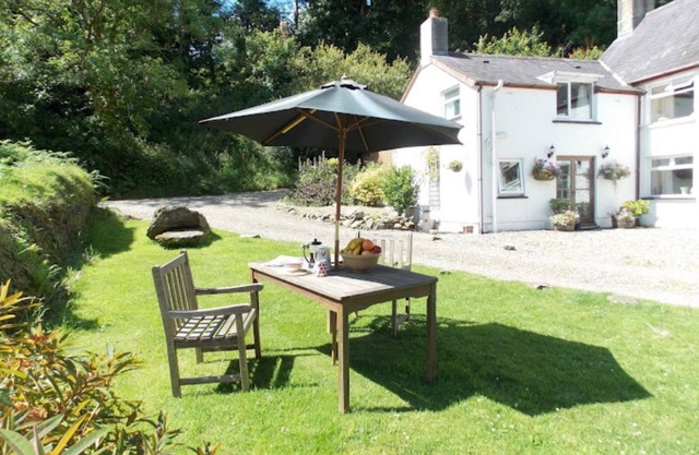 Cuckoo Springs Cottage A Romantic Quiet Cosy Retreat Close Beaches and Village