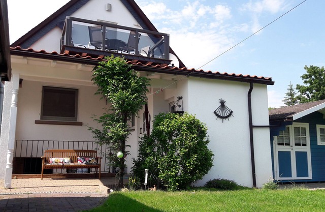 Maison de vacances douillette avec une oasis de jardin de rêve et une vue magnifique
