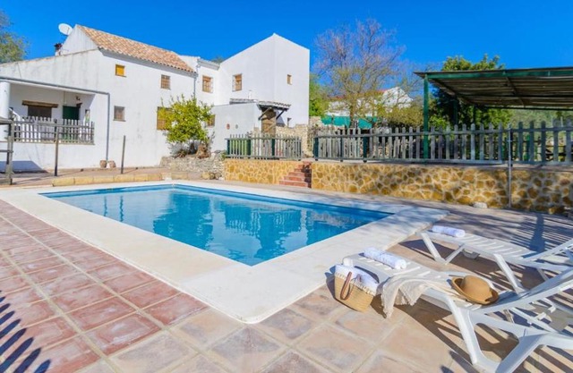 Cuesta Blanca Montilla by Ruralidays