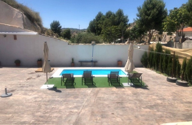 Cueva Cortes de Baza avec piscine privée