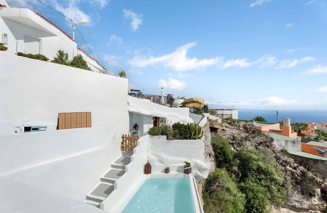 Vacances 'Cuevita Mar' avec vue sur la mer, piscine partagée et Wi-Fi