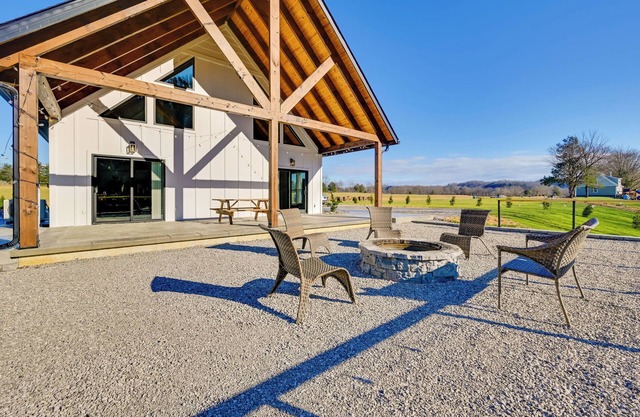 Cumberland River On-Site: Mtn-View Hideaway!