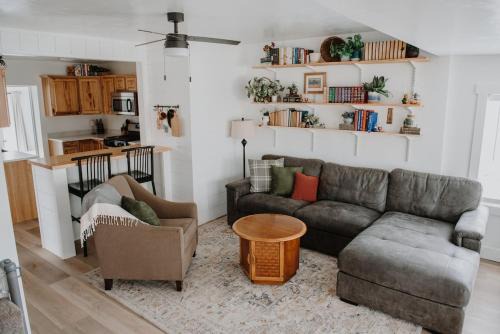 Curio Cottage