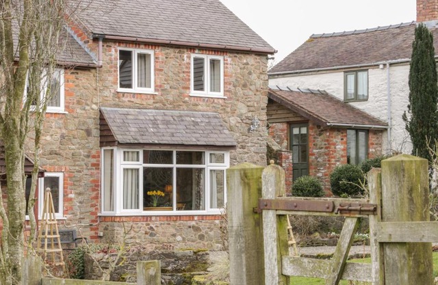 Curlew Cottage, Shrewsbury