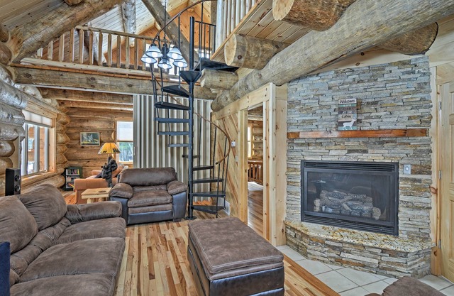 Cabane en rondins personnalisée avec pont et 45 acres de Pine River!