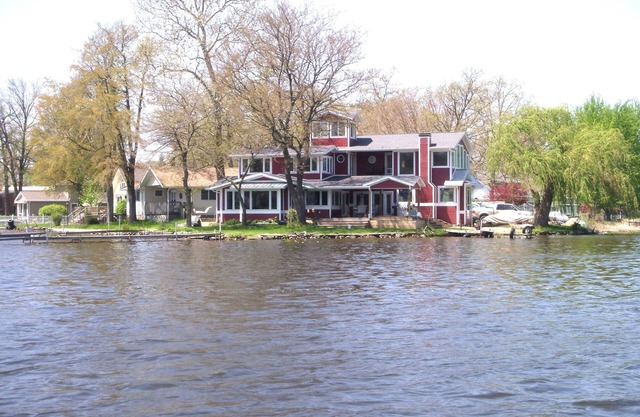Personnalisé ~ Unique, au bord du lac - Panoramique, HotTub-Swim-Dock votre bateau, Adapté aux familles